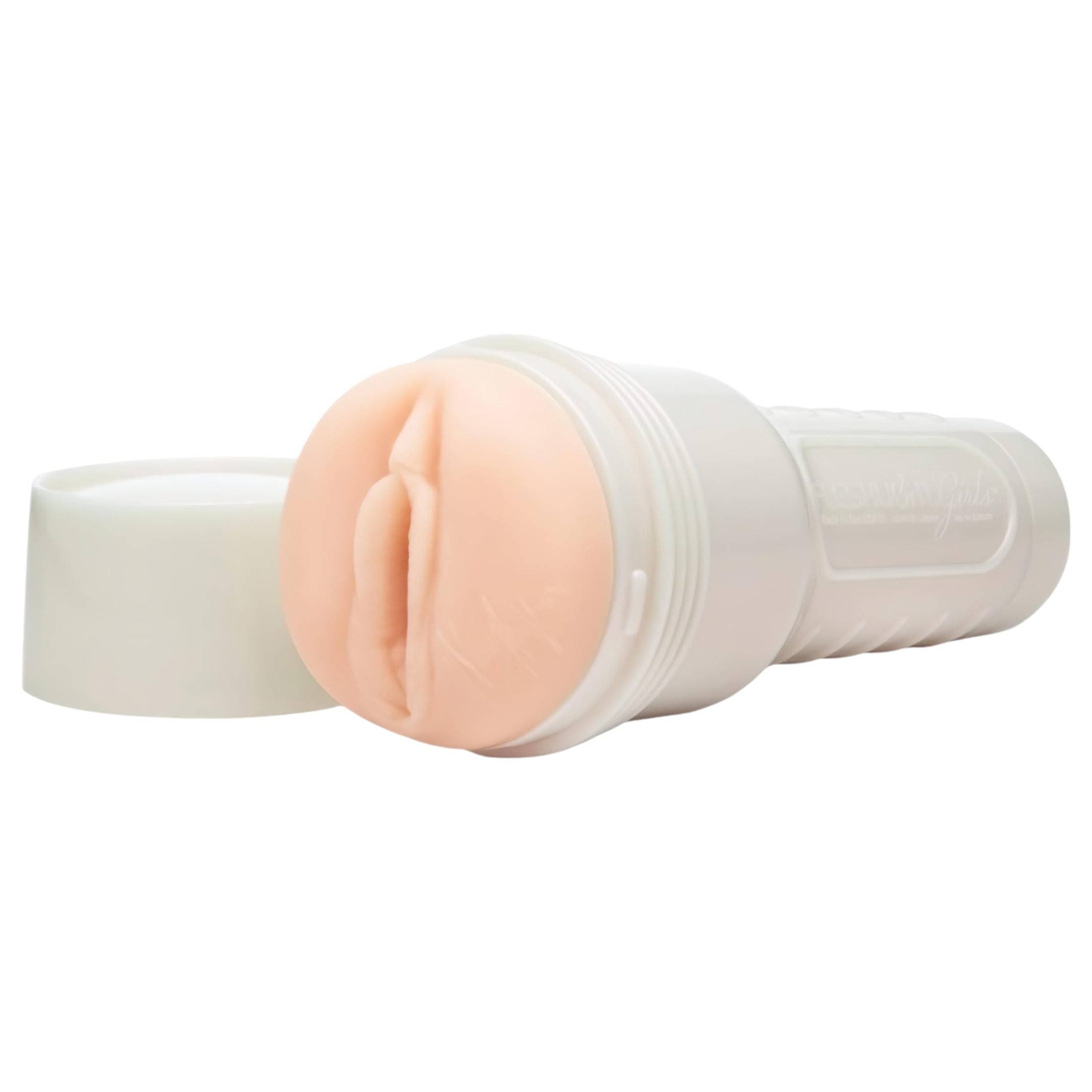 Fleshlight Nicole Aniston Fit - vagina #2